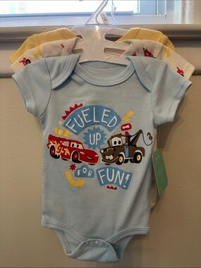 NWT Disney baby Cars Onesies 3pk